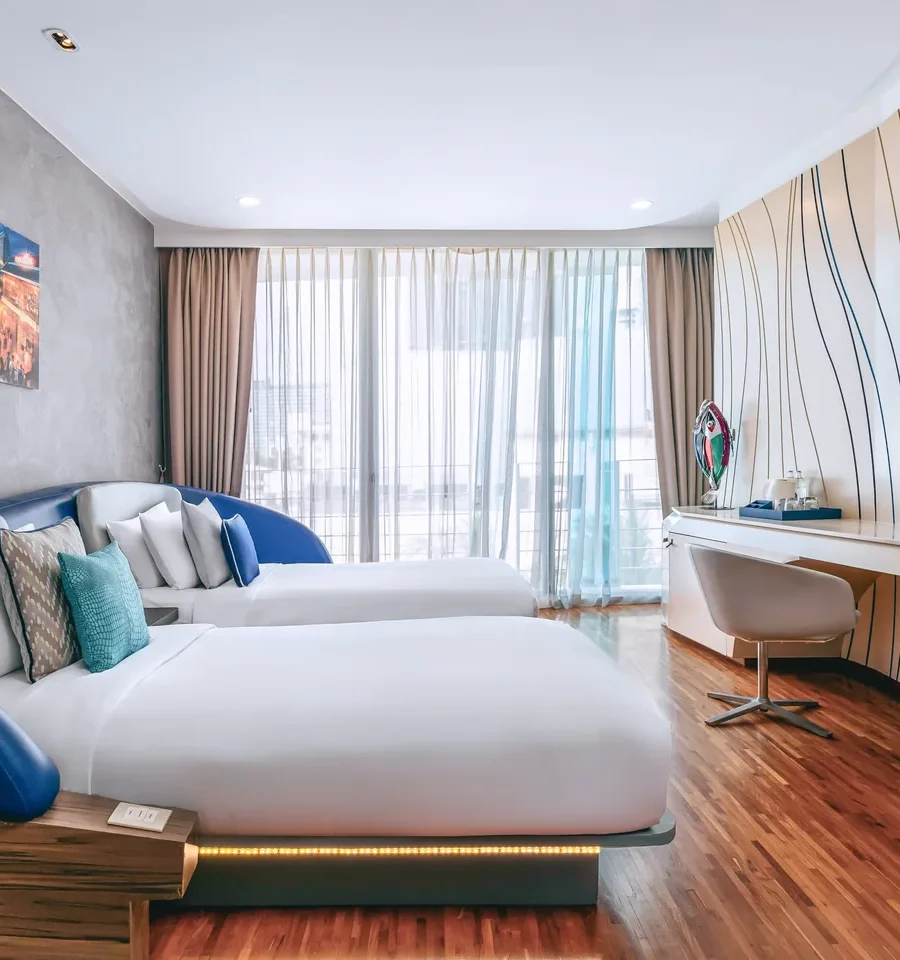 Deluxe Family Room